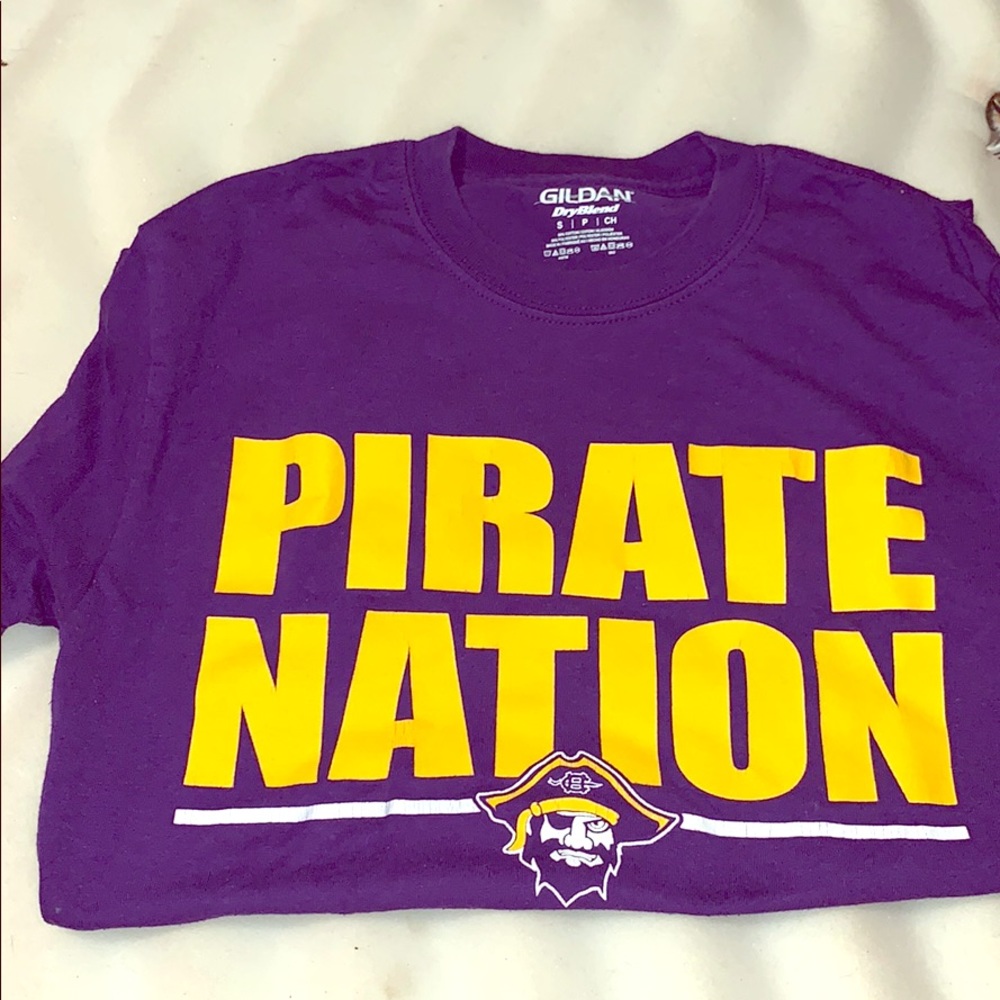 Pirate nation size small short sleeve shirt